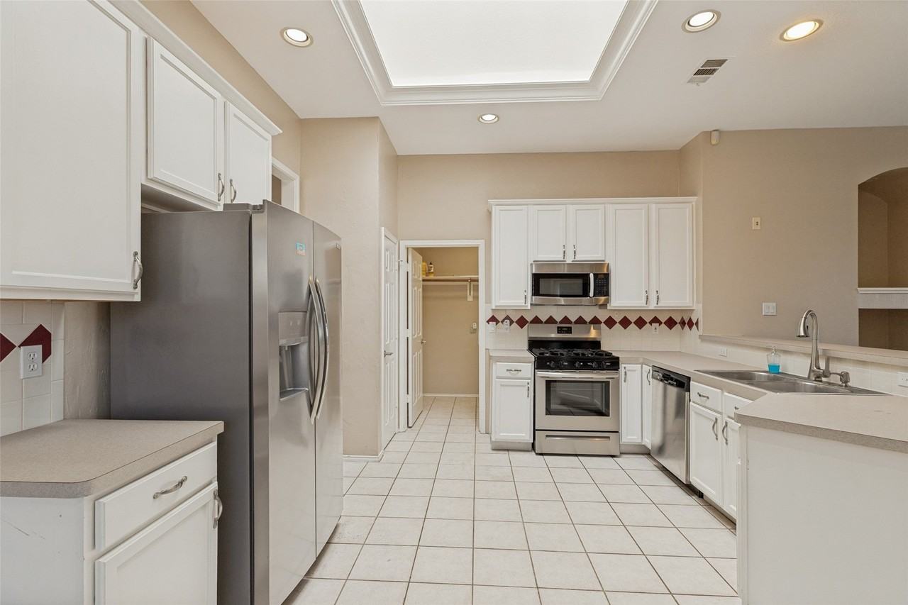 2517 Vail Dr - Photo 7 of 12