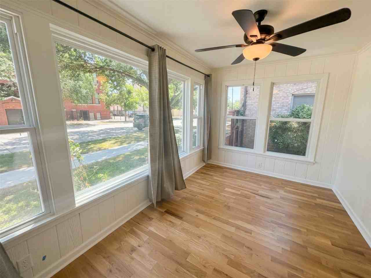 2011 N Houston St - Photo 6 of 38