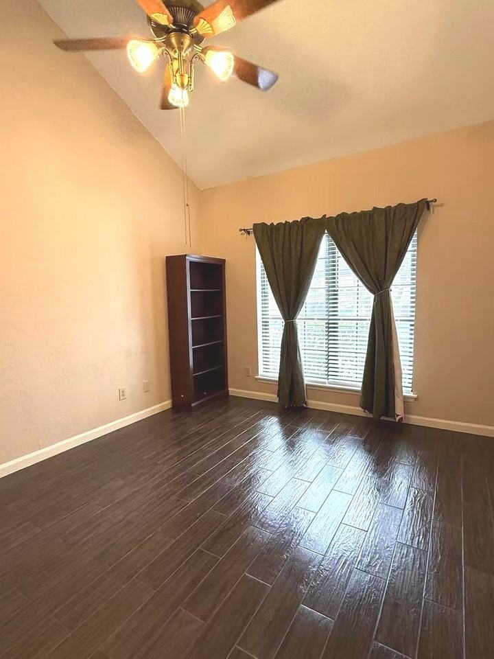 2000 Huntington Dr #150 - Photo 7 of 19