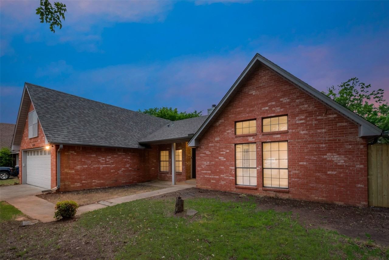 3301 Cliffview Dr - Photo 2 of 23