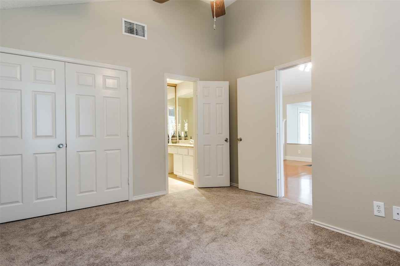 1461 Javelin Way - Photo 6 of 14