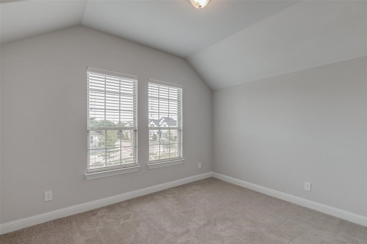 4322 Maple Bloom Dr - Photo 5 of 14