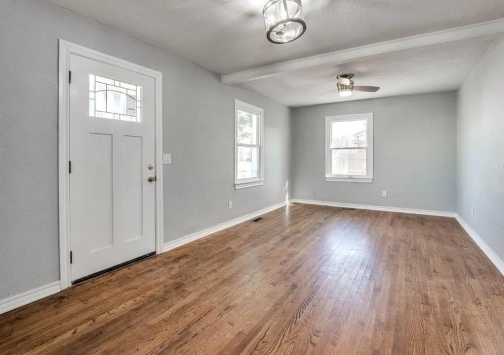 228 W Fairchild Dr - Photo 3 of 11