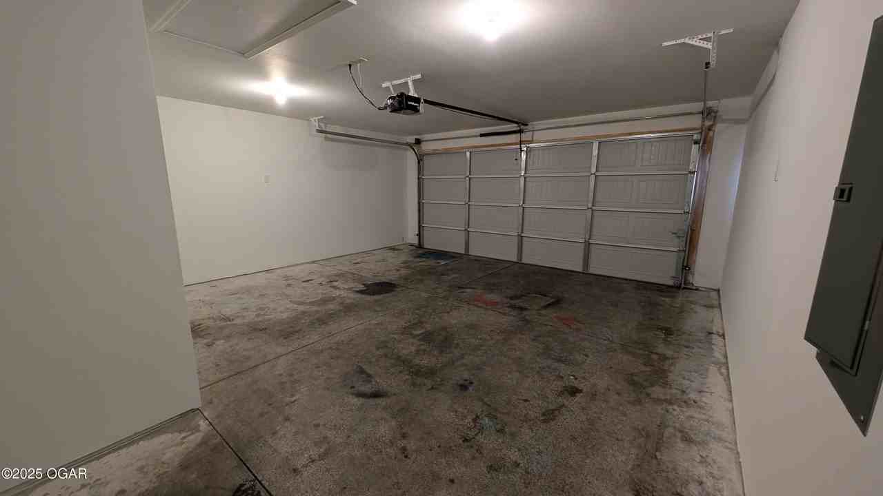 720 Short Leaf Ln - Photo 6 of 22