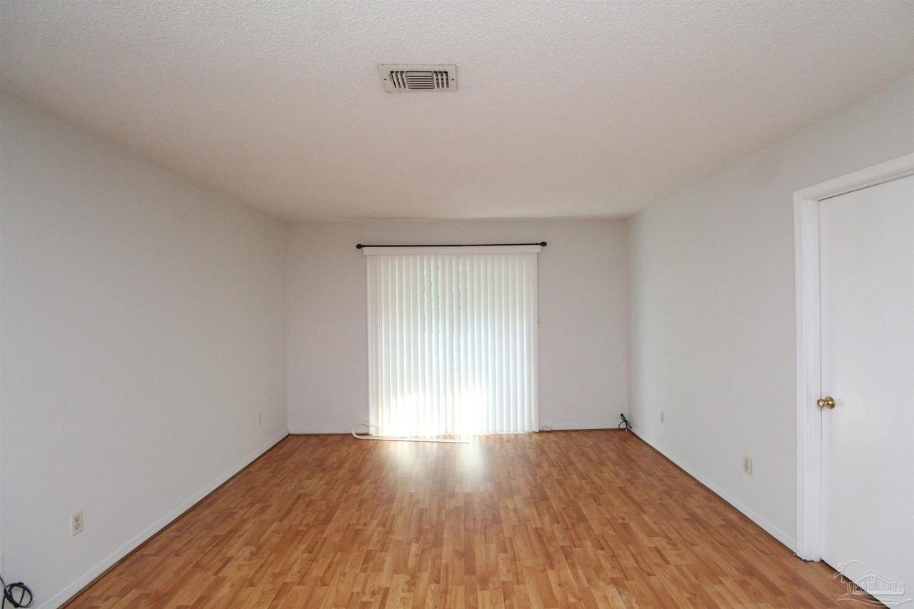 50 Fulton Ave #D16 - Photo 2 of 16