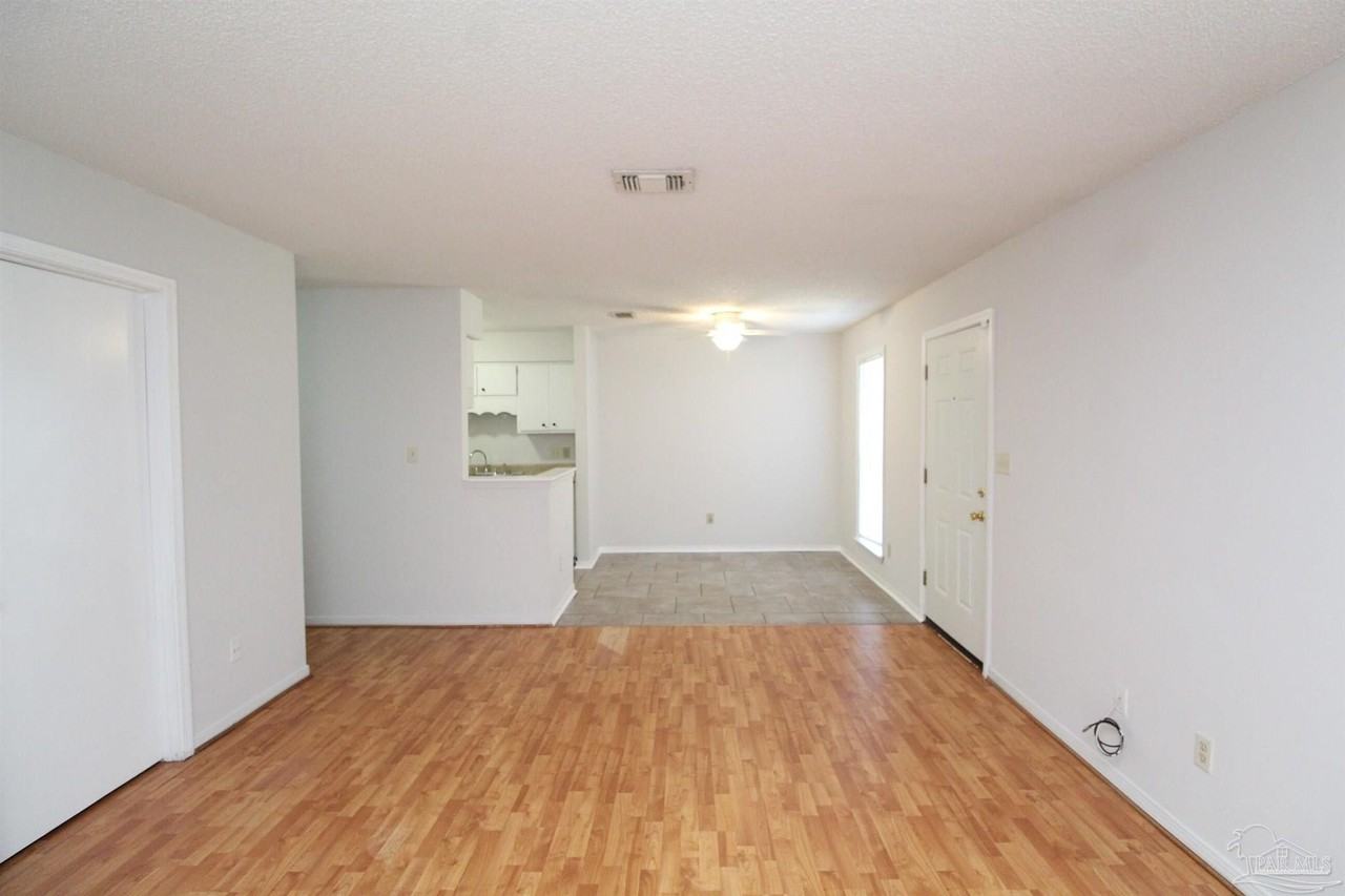 50 Fulton Ave #D16 - Photo 5 of 16