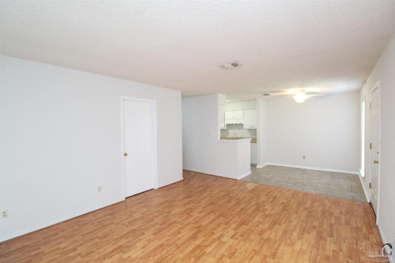 50 Fulton Ave #D16 - Photo 6 of 16
