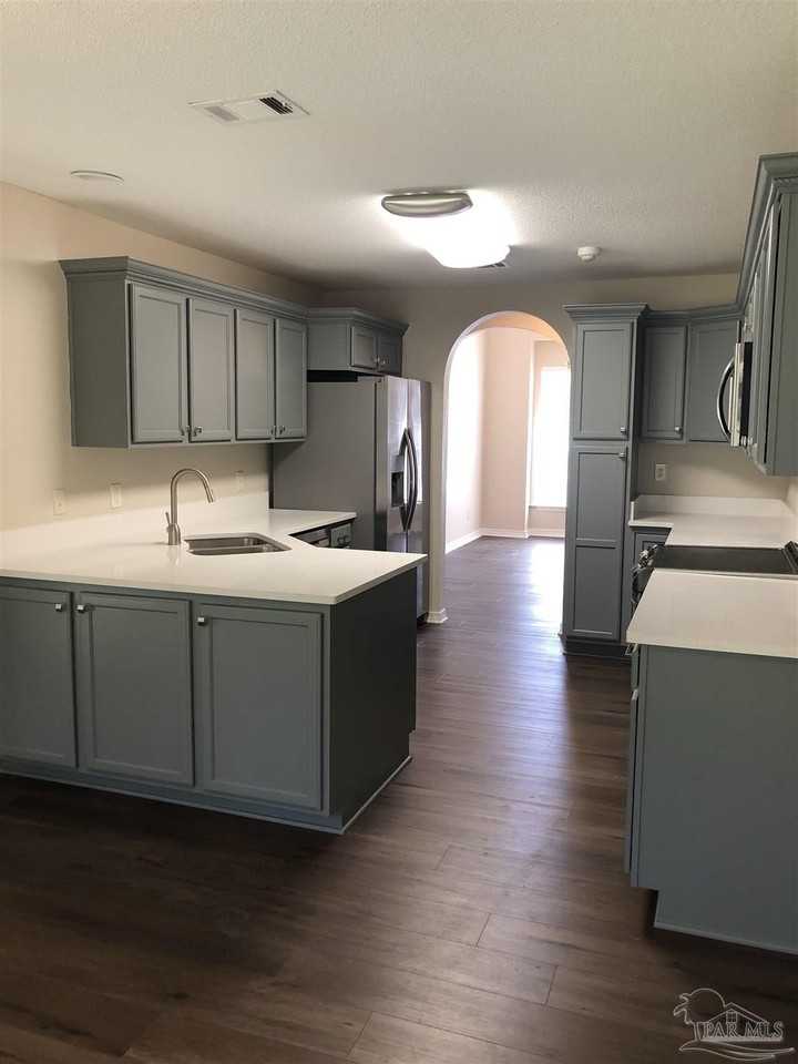 1044 Woodlore Cir - Photo 7 of 22