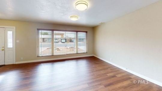 367 Cedar St - Photo 4 of 41