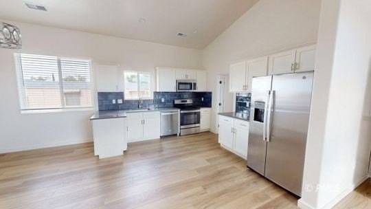 121 Glen Canyon Dr - Photo 2 of 13