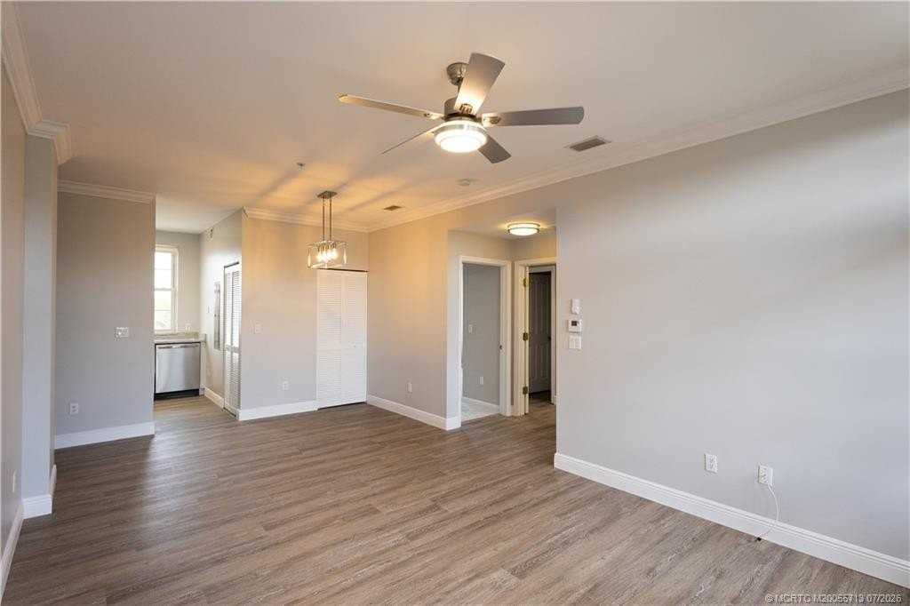 101 Se Ocean Blvd - Photo 2 of 13