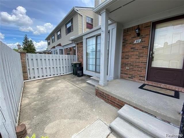 2101 Vine Way Dr #90 - Photo 2 of 23