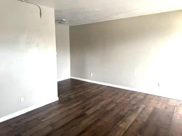 628 Sw 4th St - Photo 5 of 12