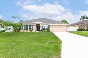 featured image of 1399 Sw Edinburgh Dr