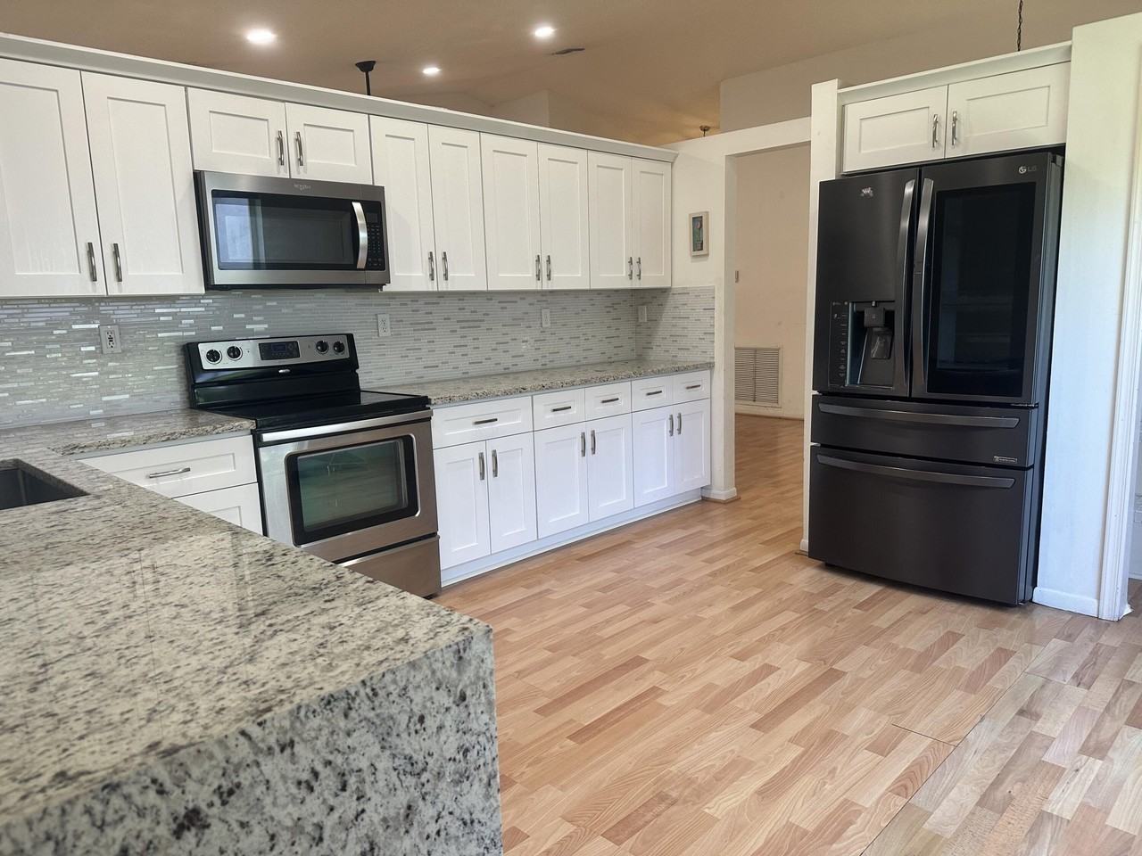 9825 Nw 54th Pl - Photo 6 of 21