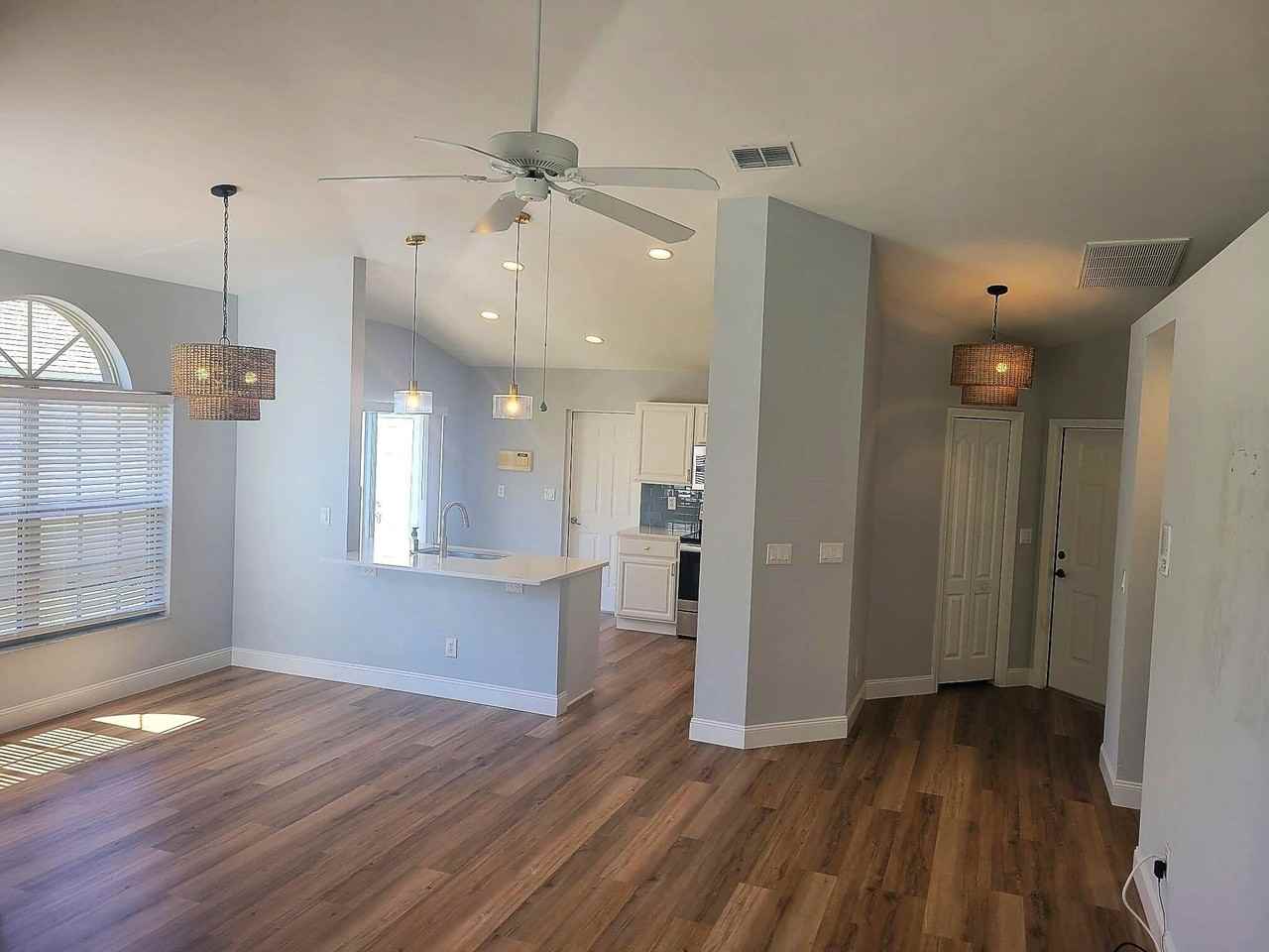 20907 Country Barn Dr - Photo 5 of 31
