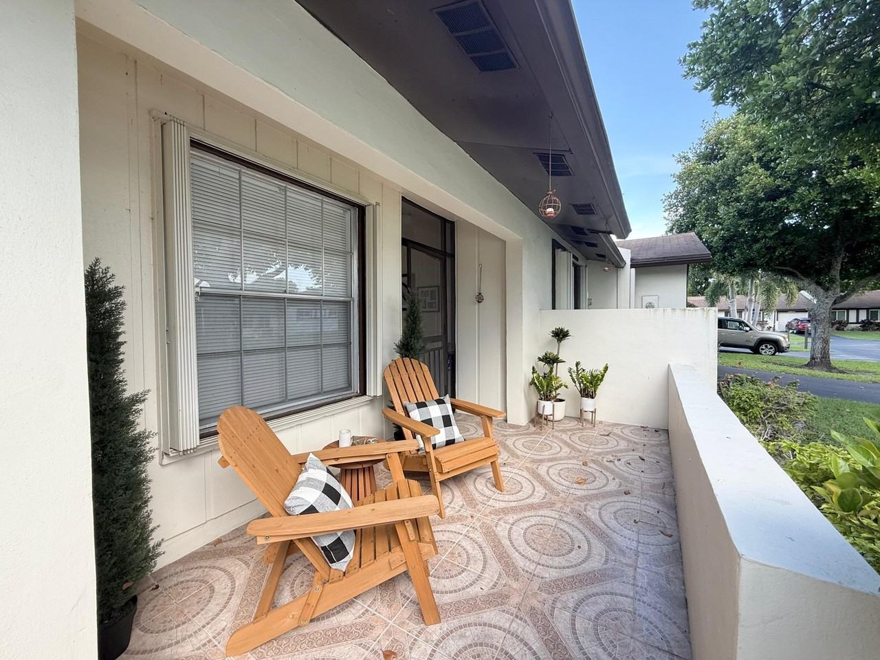15860 Laurel Oak Cir - Photo 5 of 20