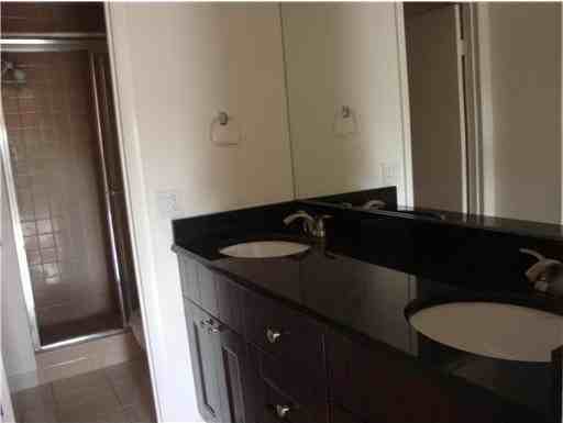2249 Sw 15th St #194 - Photo 5 of 17