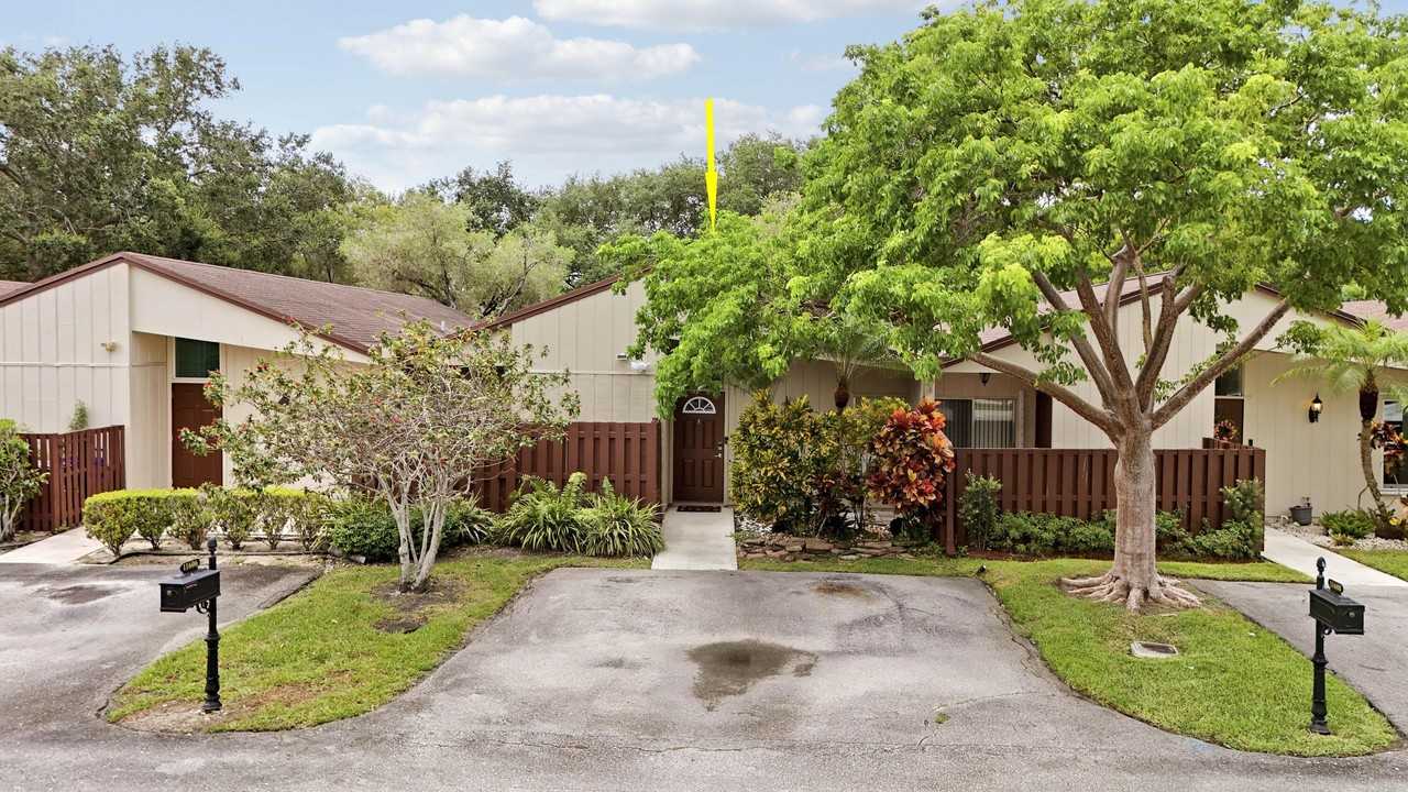 11606 Orange Blossom Ln - Photo 3 of 25