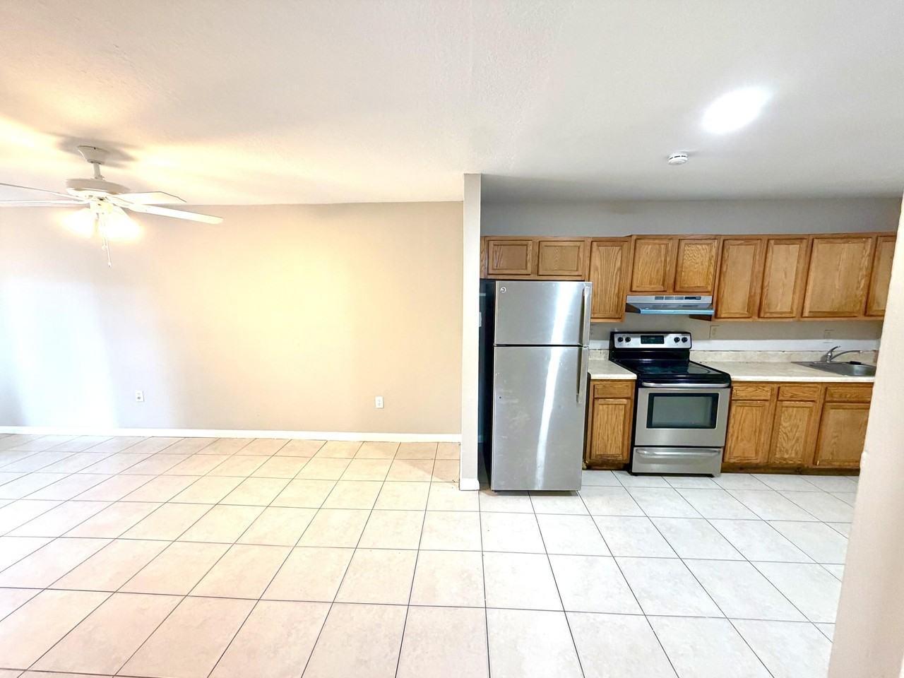 245 Nw 12th Ct #1-4 - Photo 6 of 16