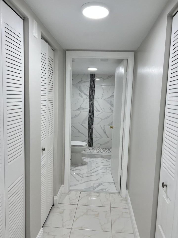 24 Abbey Ln #204 - Photo 6 of 36