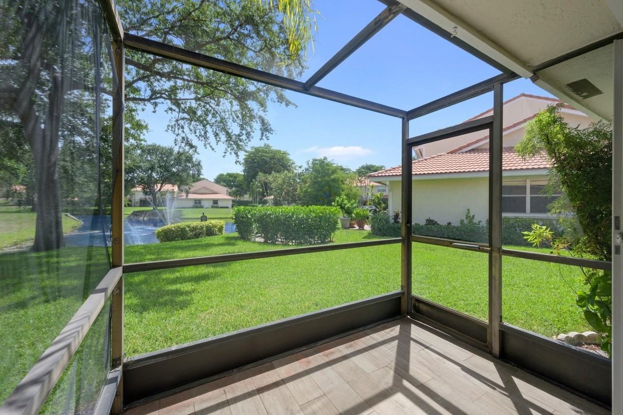 6371 Boca Cir - Photo 5 of 24