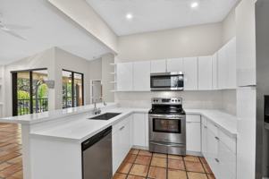 featured image of 5451 Verona Dr #N