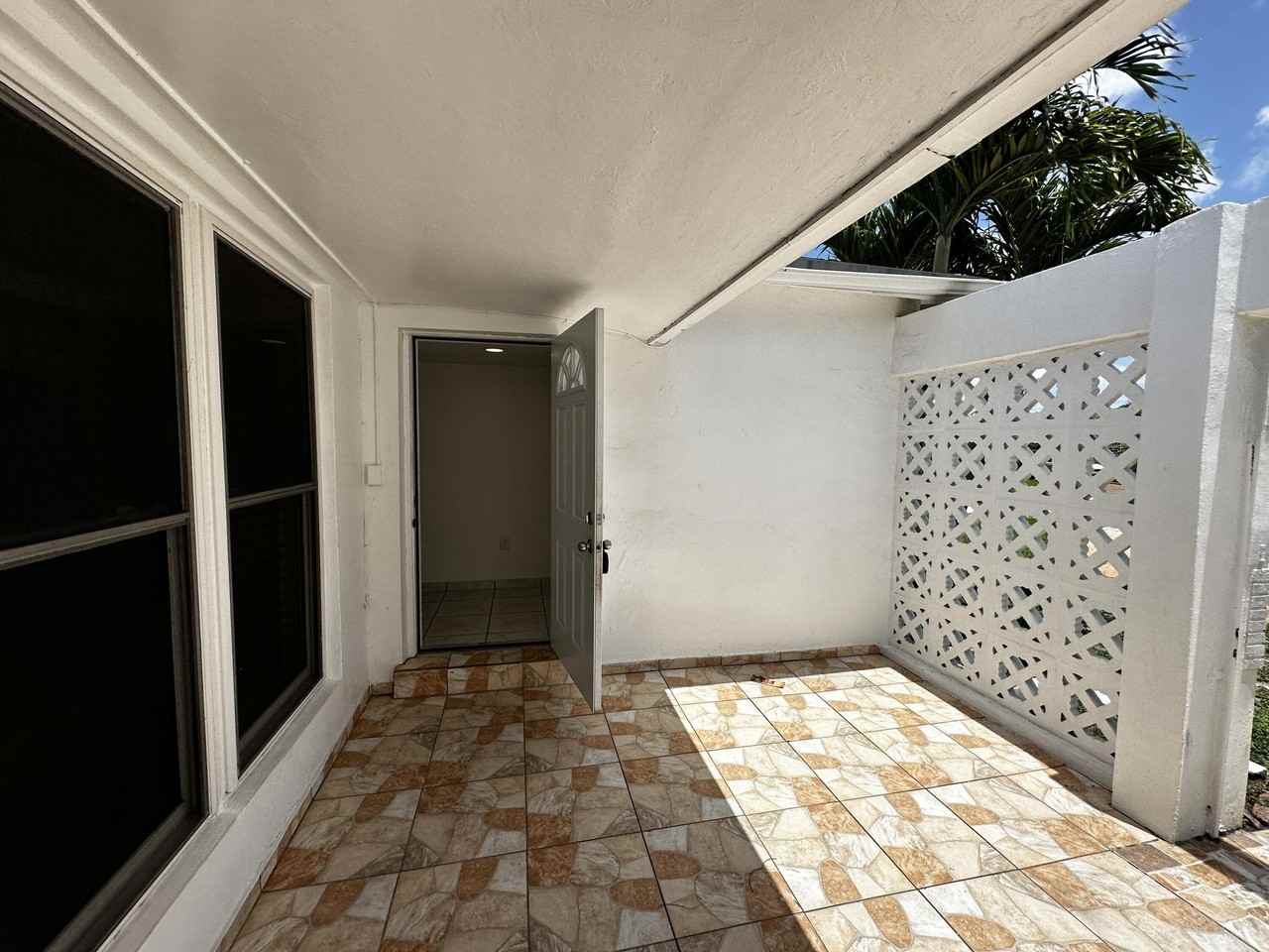 7725 Grandview Blvd #7725 - Photo 4 of 34