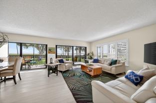 218 Ne Edgewater Dr - Photo 1 of 1