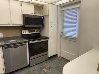3100 N Palm Aire Dr #410 - Photo 3 of 13