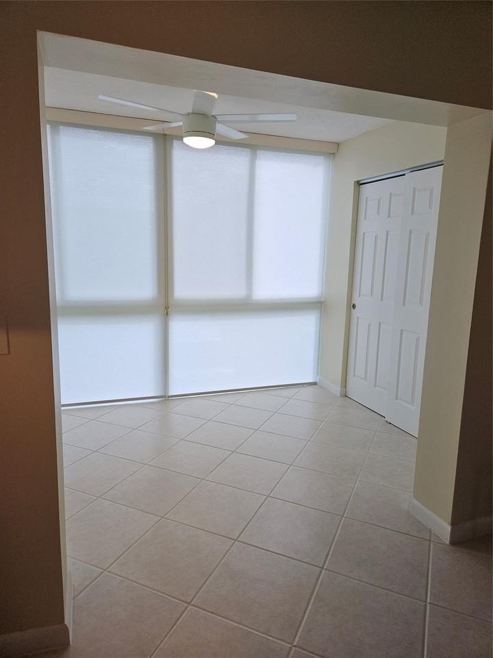 300 Ne 26th Ave - Photo 5 of 10