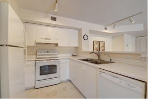 featured image of 135 Yacht Club Way #207