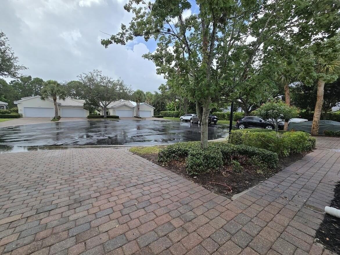 1463 Se Tidewater Pl - Photo 6 of 34