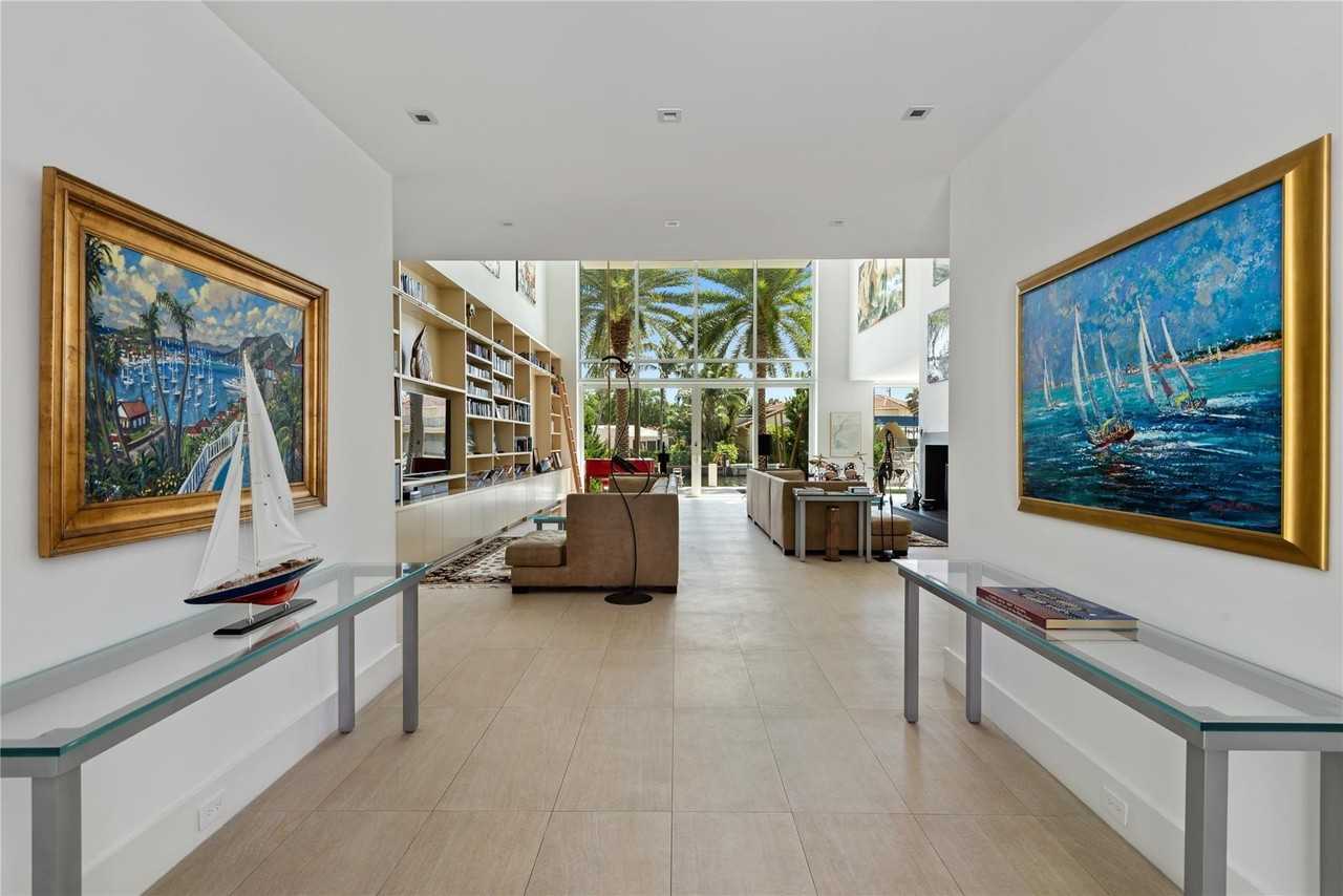 500 Isle Of Capri Dr - Photo 6 of 50