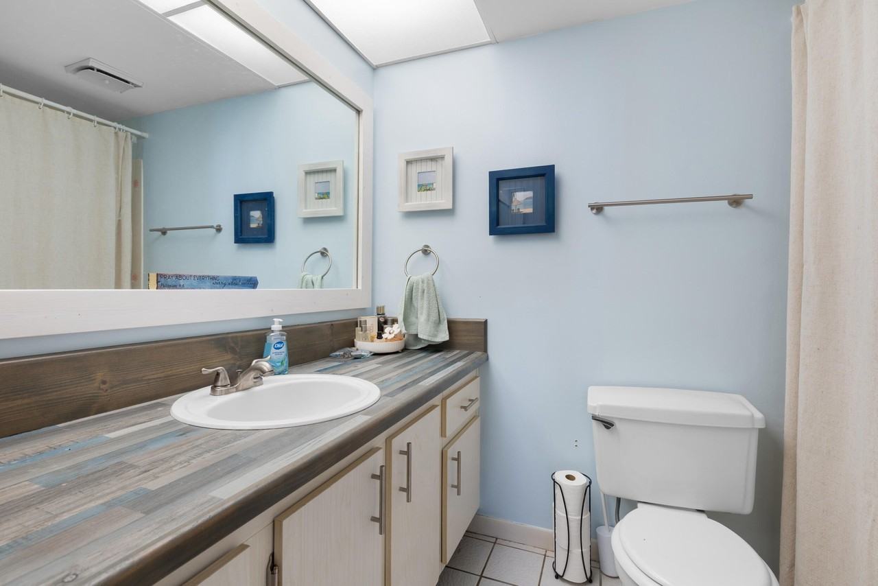 1270 Se Parkview Pl #B5 - Photo 6 of 38