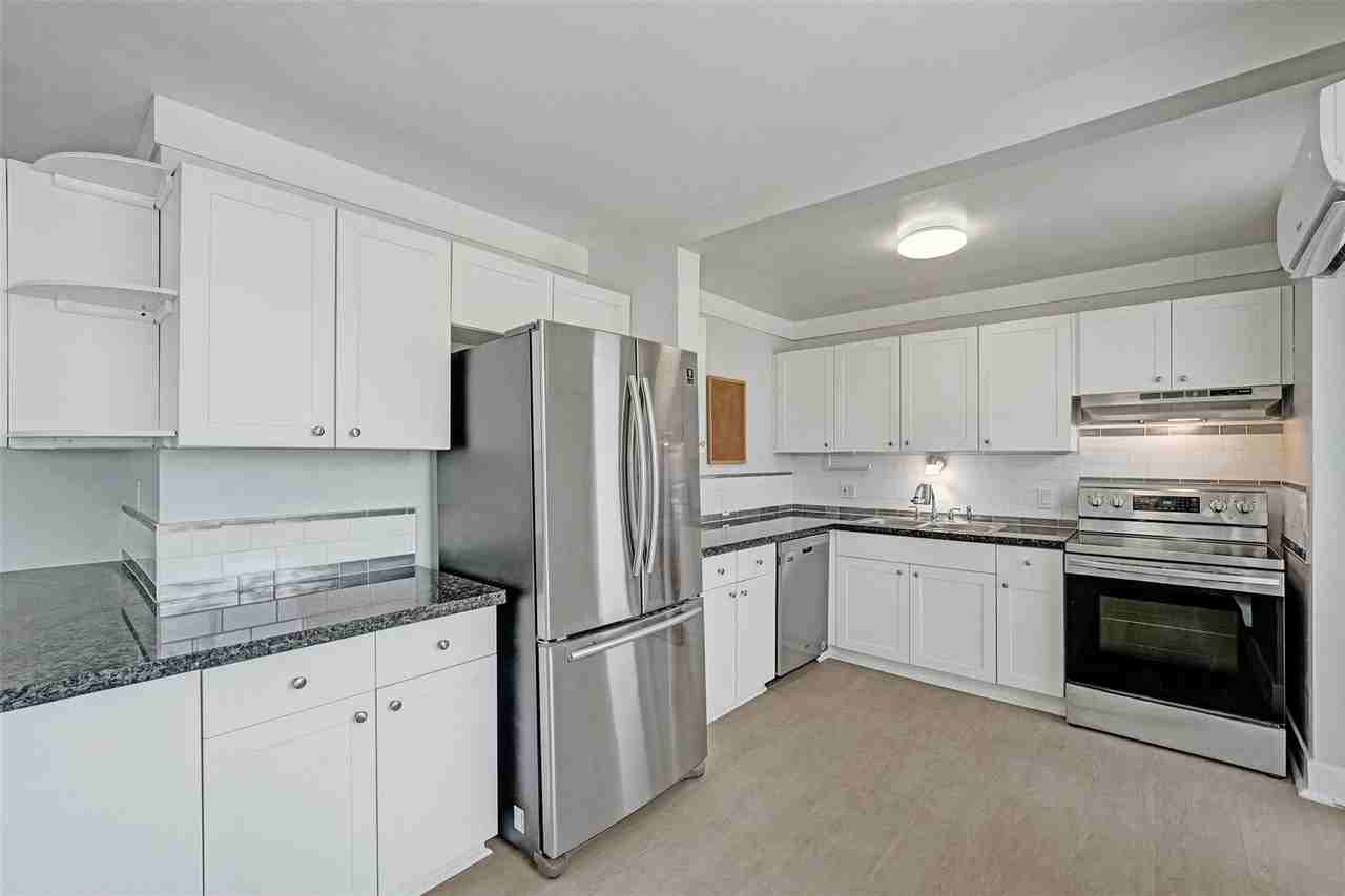2400 Ne 9th St #304 - Photo 7 of 29