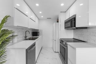 3028 Harwood D - Photo 1 of 1