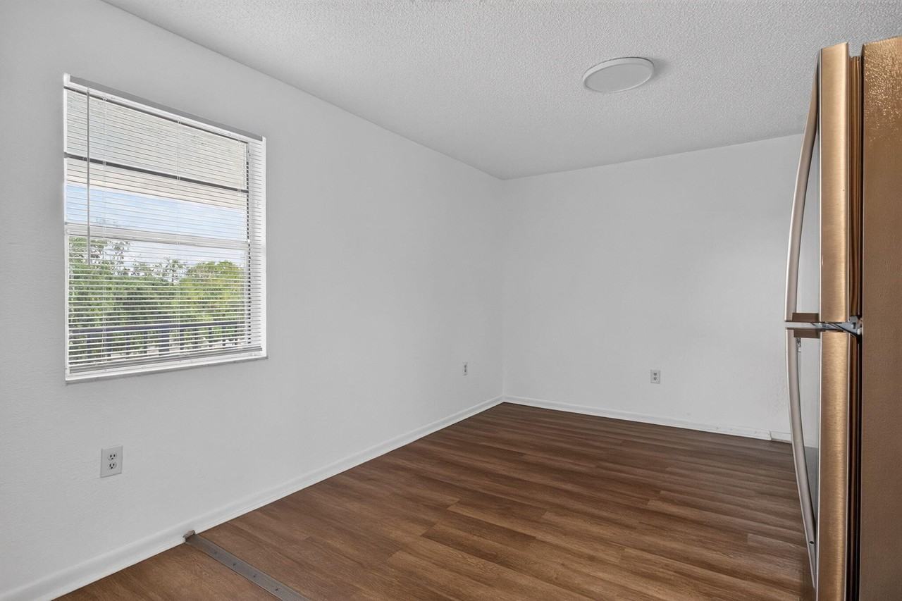 1300 Nw 2nd Ave #12 - Photo 5 of 11