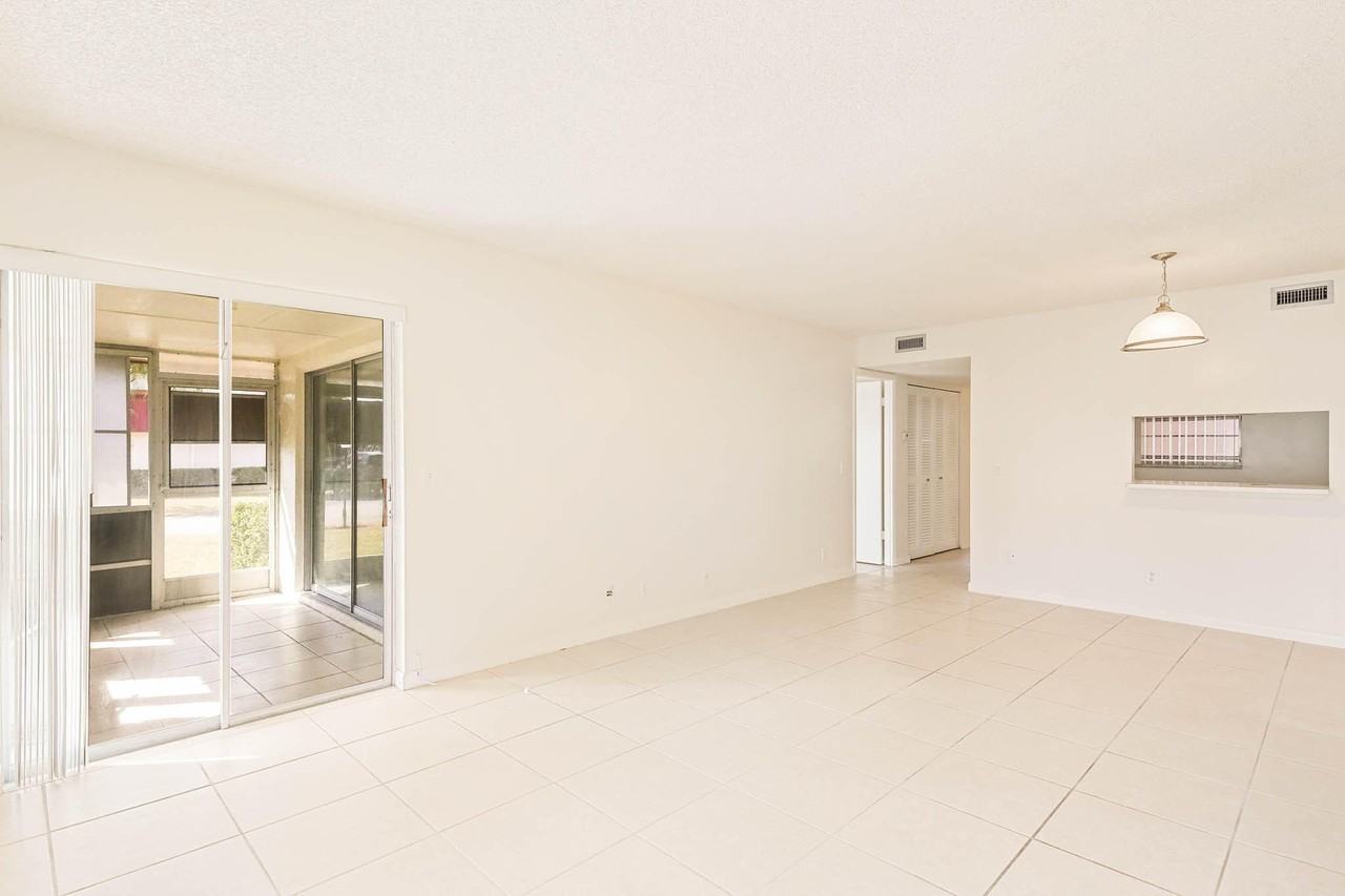 12013 Greenway Cir S #110 - Photo 3 of 7