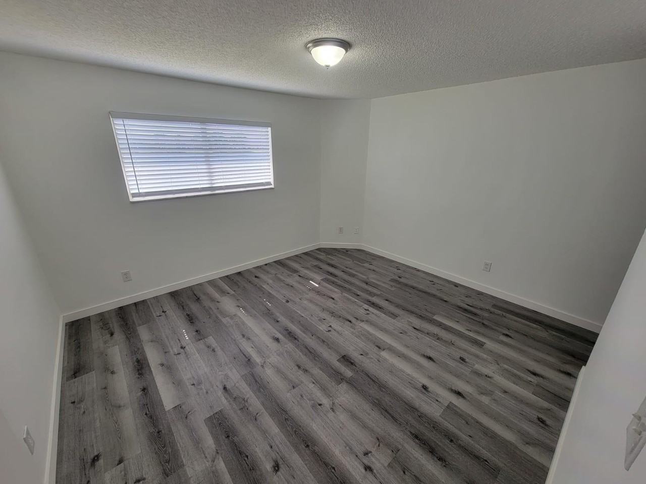 3465 Nw 44th St #106 - Photo 6 of 16