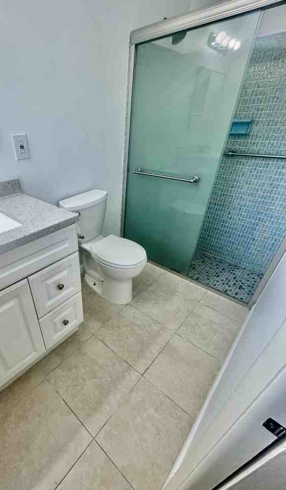 2521 Emory Dr W #F - Photo 3 of 15