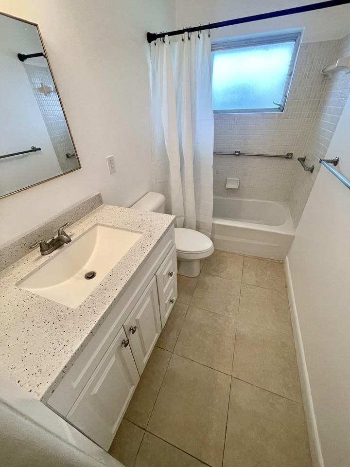 2521 Emory Dr W #F - Photo 7 of 15