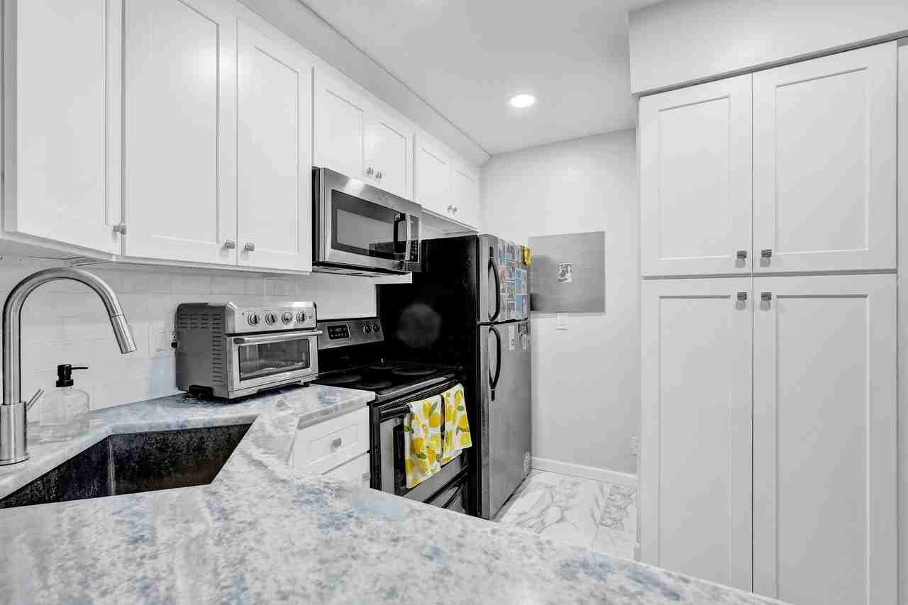 1008 Green Pine Blvd #D3 - Photo 5 of 27