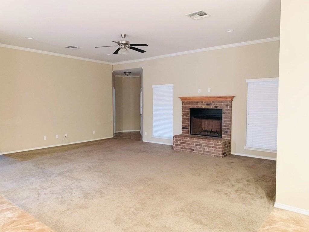 6009 La Vaca St - Photo 3 of 16