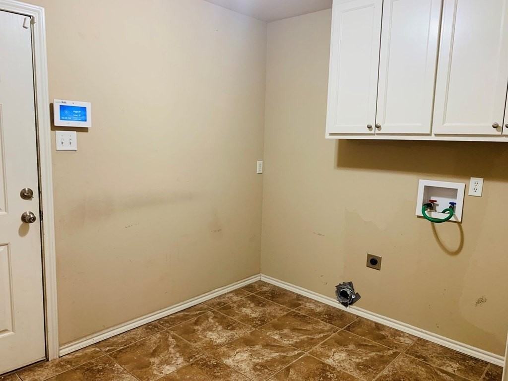 6009 La Vaca St - Photo 5 of 16