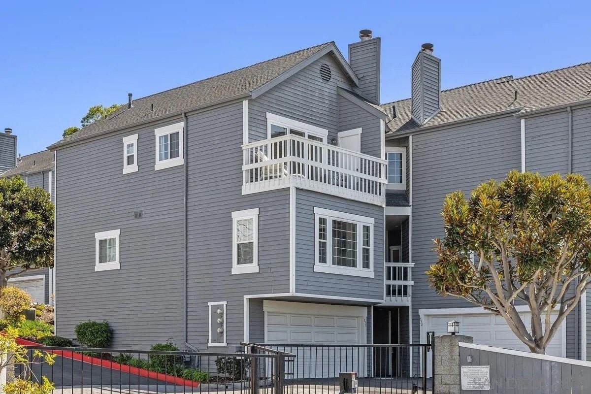836 Ida Ave - Photo 4 of 41