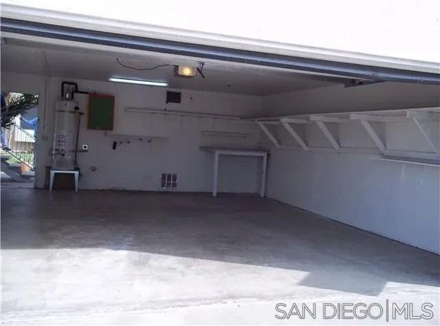 930 Ebony Ave - Photo 7 of 7