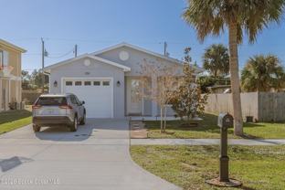 209 E Avenue B - Photo 1 of 1