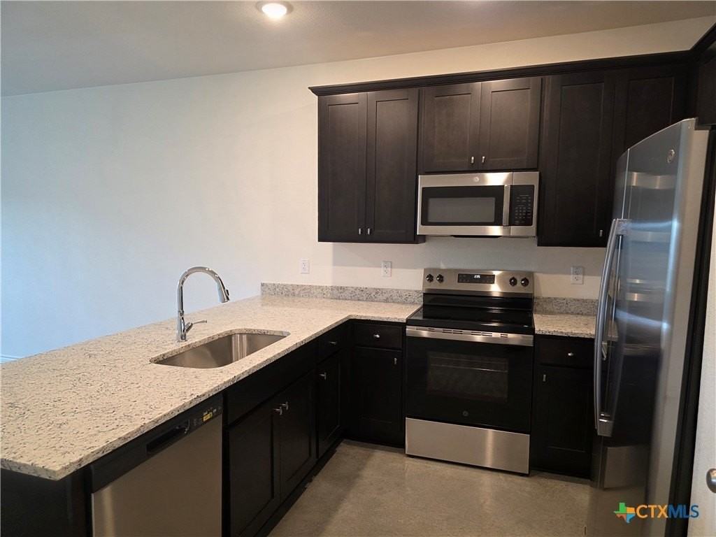1222 Concord Dr - Photo 2 of 10