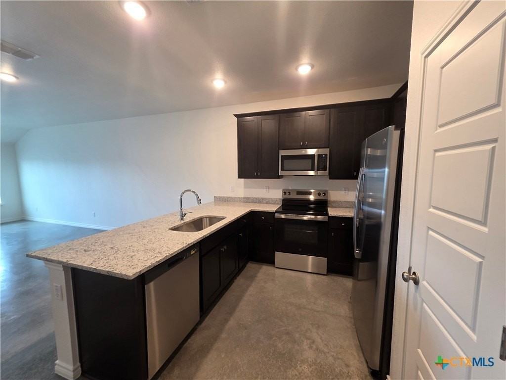 1222 Concord Dr - Photo 3 of 10